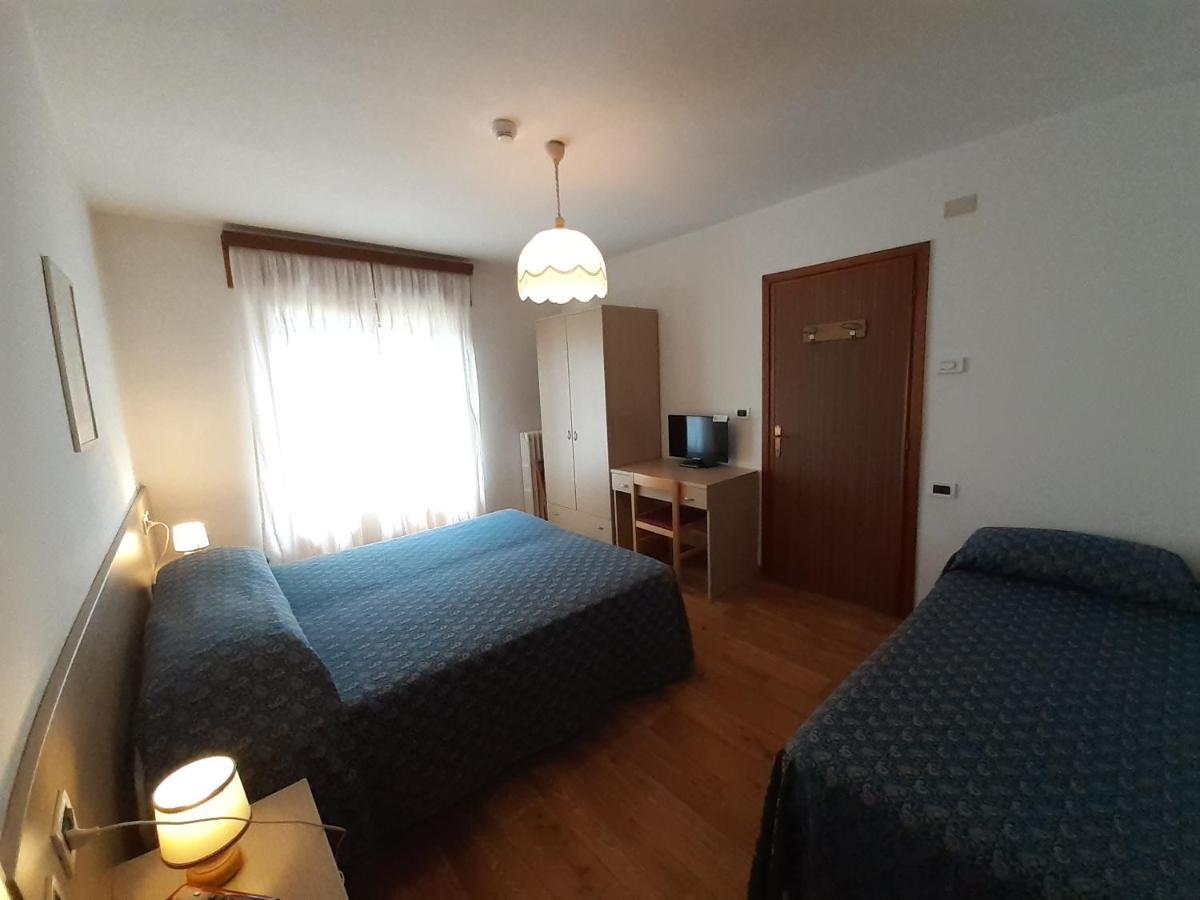 Hotel Garni Miramonti ファルカーデ エクステリア 写真